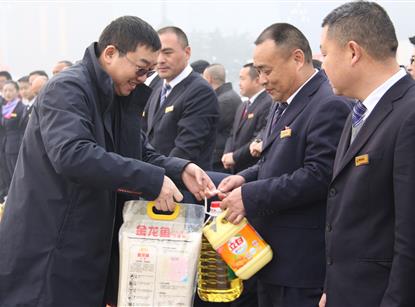 集团公司总经理程一慰问尝试驾校一线职工