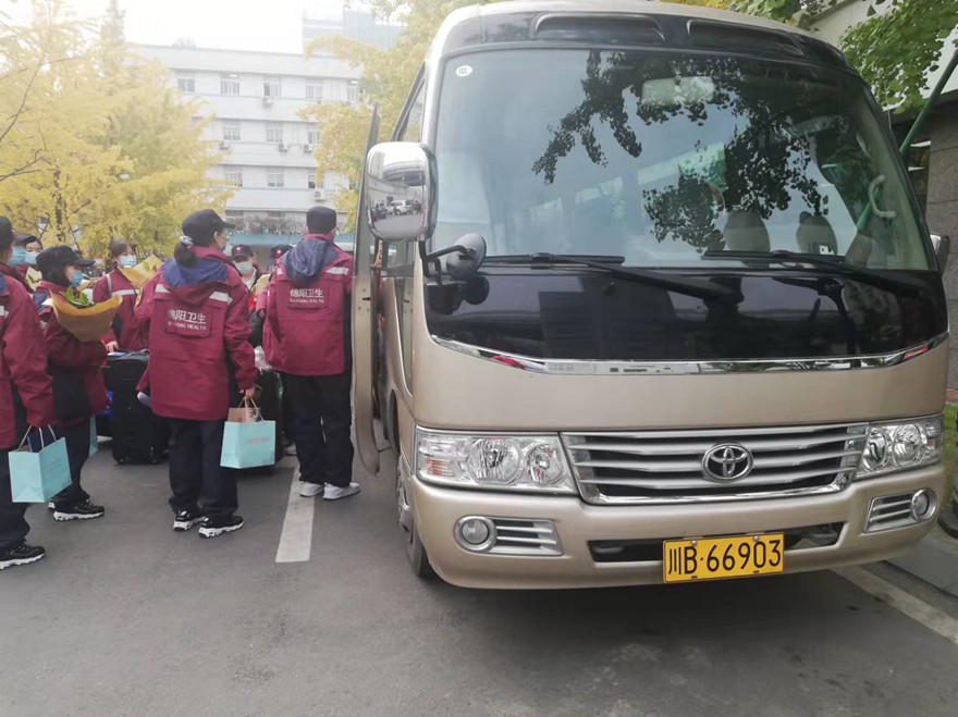 洛阳租赁参加疫情防控照片2_副本 洛阳租赁参加疫情防控照片2_副本