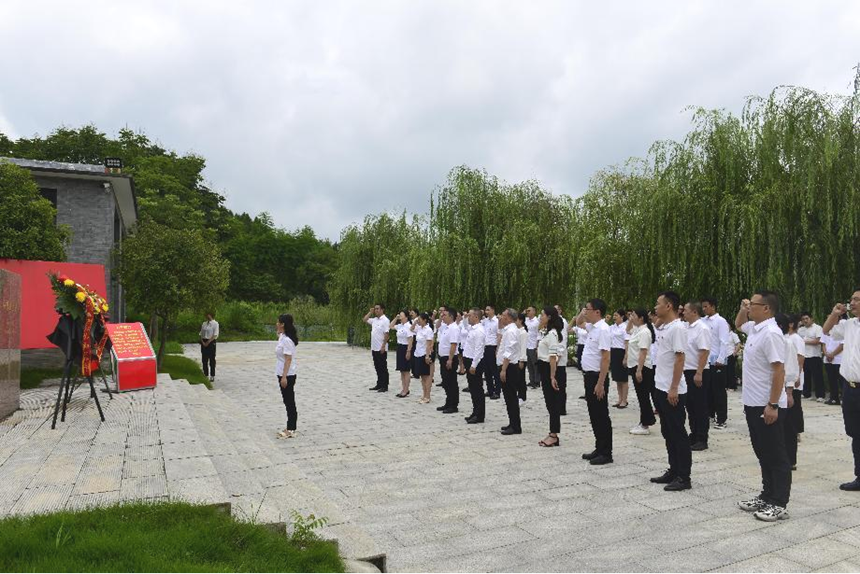 图片2 图片2
